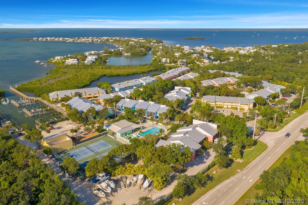 Landings of Largo has a boat ramp and 1st come 1st serve boat parking