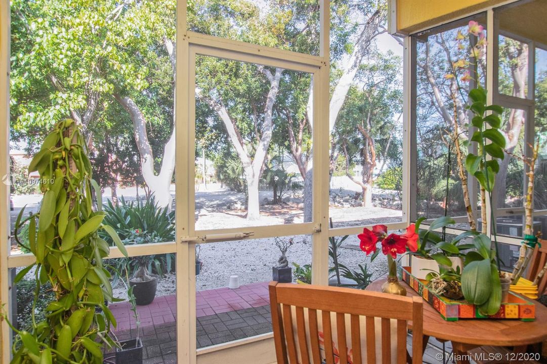 Screened patio to enjoy the serene setting!
