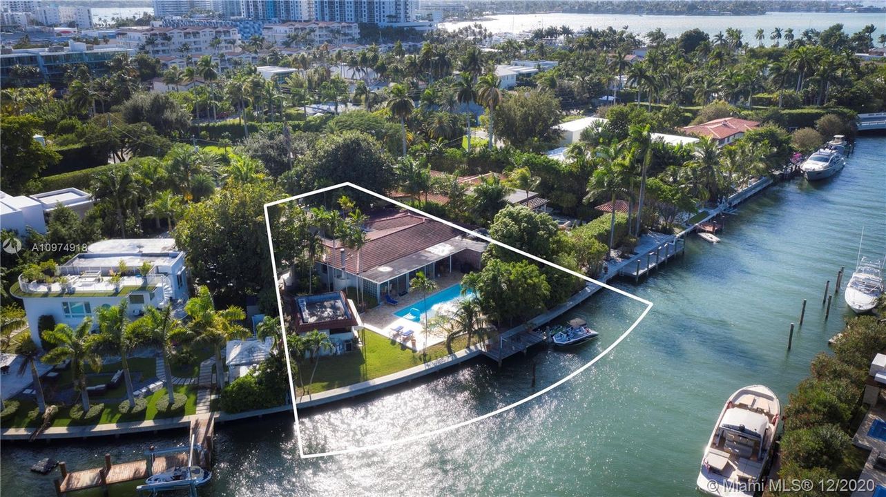 Recently Sold: $10,000,000 (5 beds, 4 baths, 161 Square Feet)