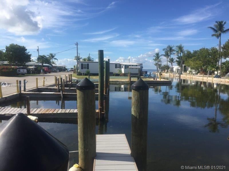 Vendido Recientemente: $47,500 (2 camas, 1 baños, 0 Pies cuadrados)