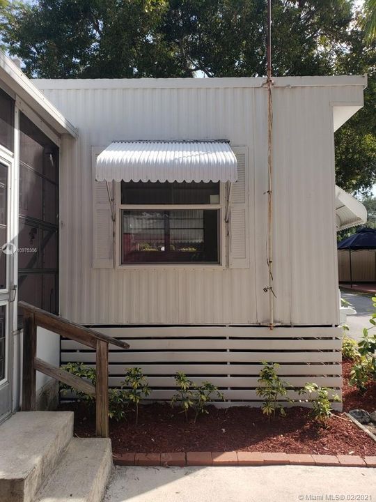 Vendido Recientemente: $47,500 (2 camas, 1 baños, 0 Pies cuadrados)