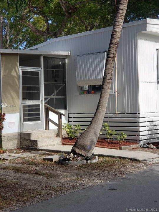 Vendido Recientemente: $47,500 (2 camas, 1 baños, 0 Pies cuadrados)