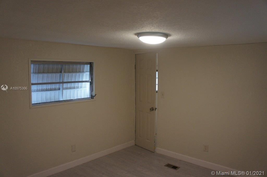 Vendido Recientemente: $47,500 (2 camas, 1 baños, 0 Pies cuadrados)