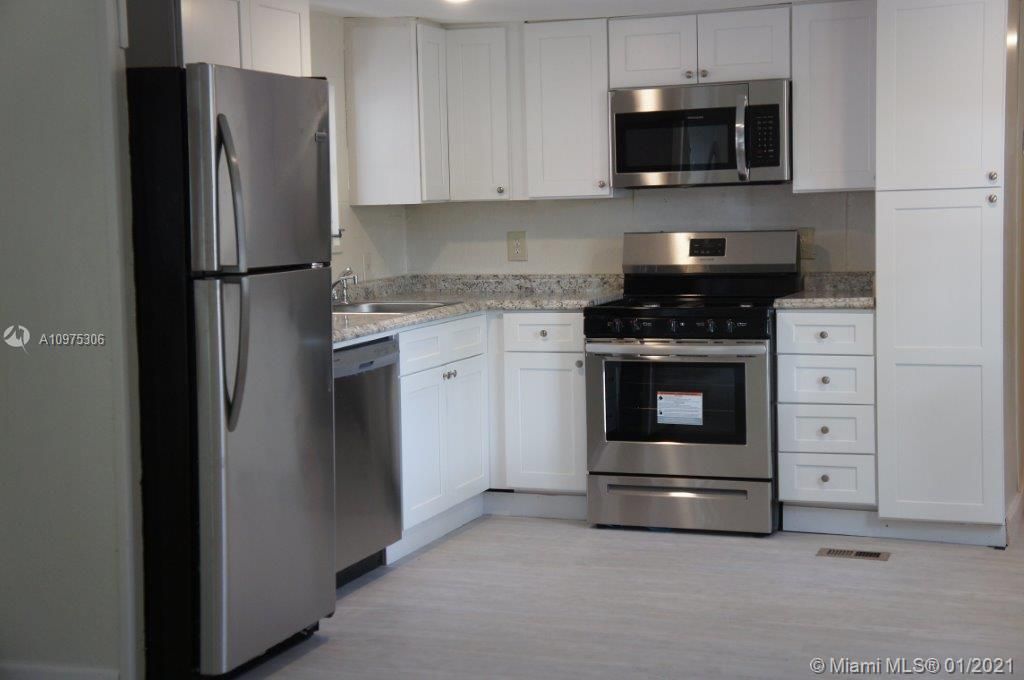 Vendido Recientemente: $47,500 (2 camas, 1 baños, 0 Pies cuadrados)