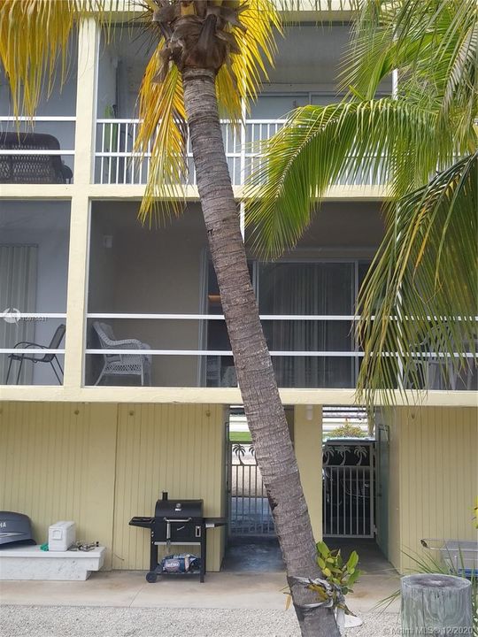 Недавно продано: $319,900 (1 спален, 1 ванн, 0 Квадратных фут)