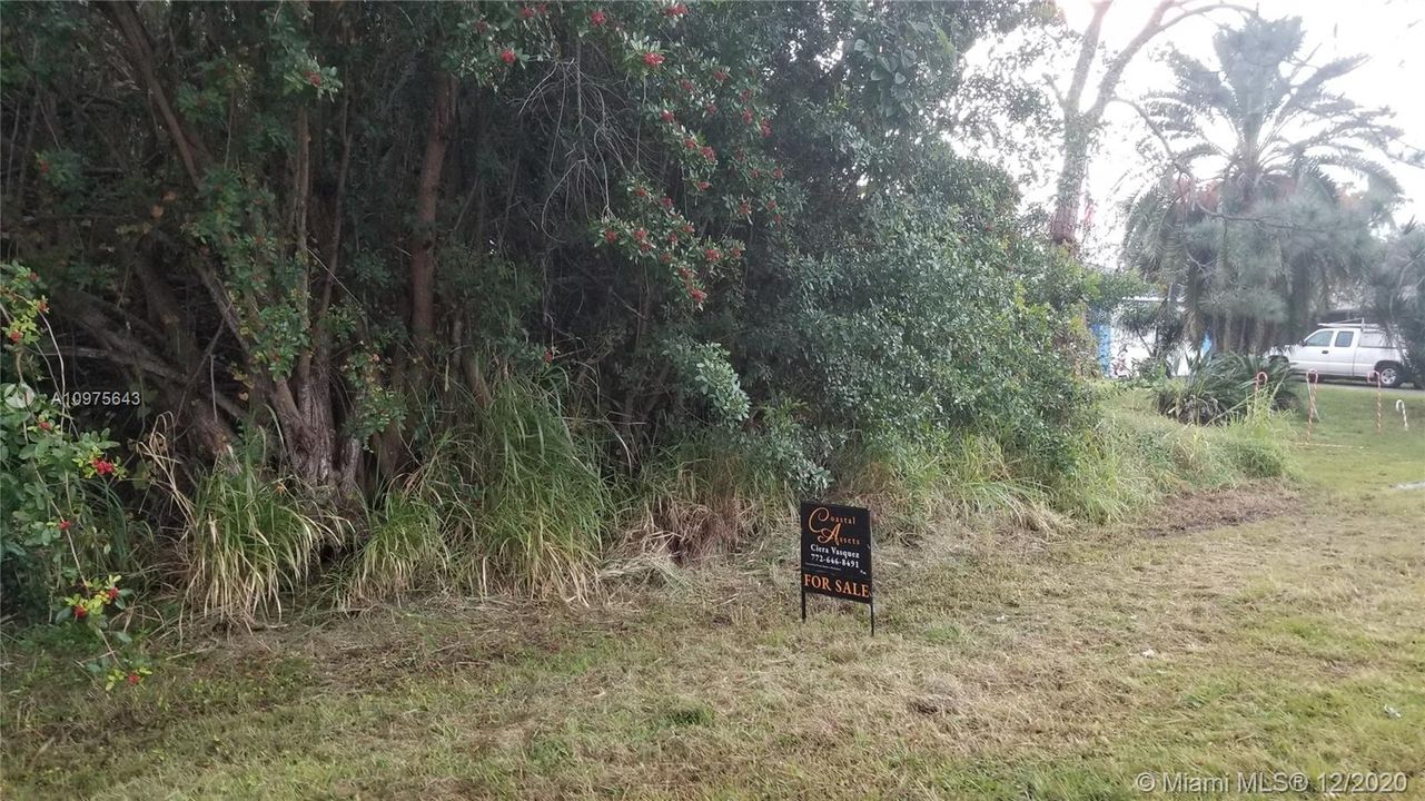 Vendido Recientemente: $49,000 (0.23 acres)