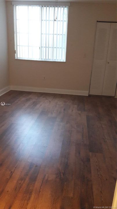 Recently Rented: $1,950 (3 beds, 2 baths, 1125 Square Feet)