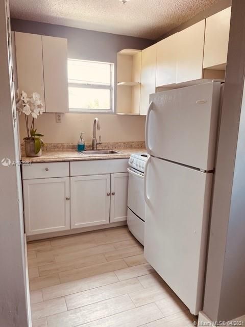 Недавно арендовано: $1,400 (1 спален, 1 ванн, 1318 Квадратных фут)