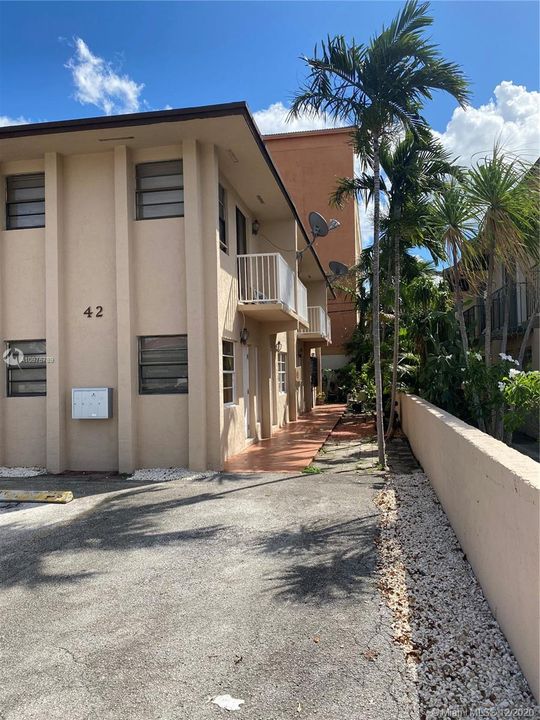 Recently Sold: $675,000 (0 beds, 0 baths, 3162 Square Feet)