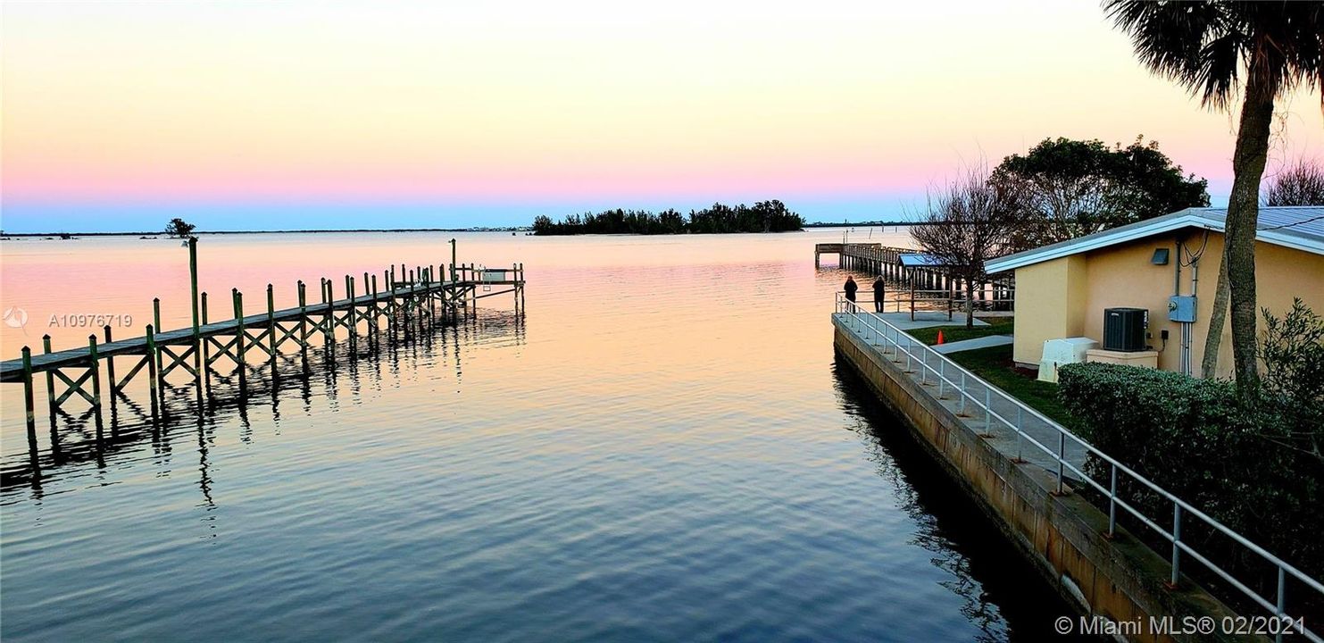 Recently Rented: $7,000 (2 beds, 2 baths, 2400 Square Feet)