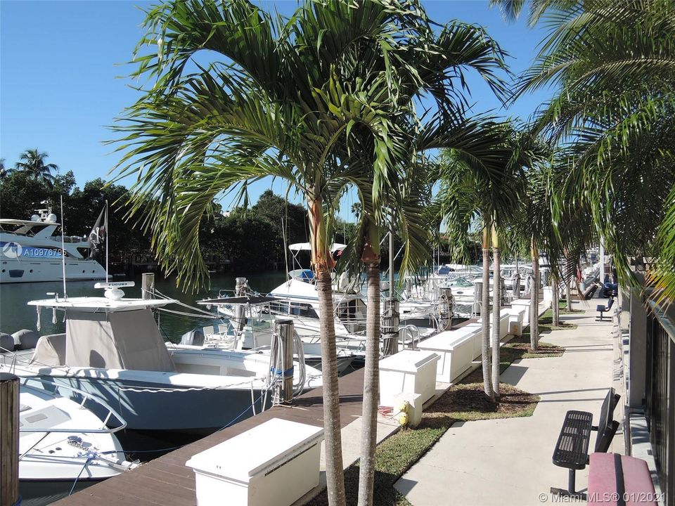 Недавно арендовано: $3,500 (2 спален, 2 ванн, 1310 Квадратных фут)