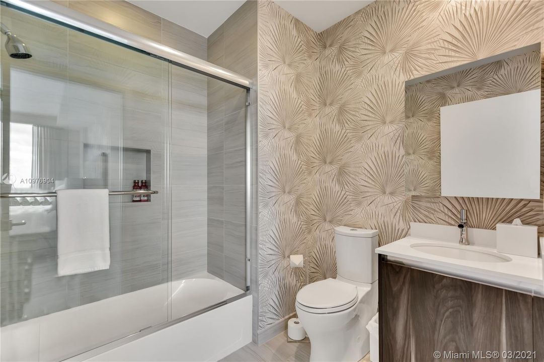 Недавно продано: $1,749,000 (3 спален, 3 ванн, 2407 Квадратных фут)