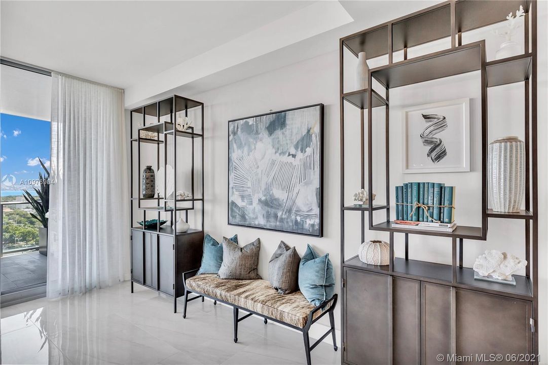 Недавно продано: $1,749,000 (3 спален, 3 ванн, 2407 Квадратных фут)