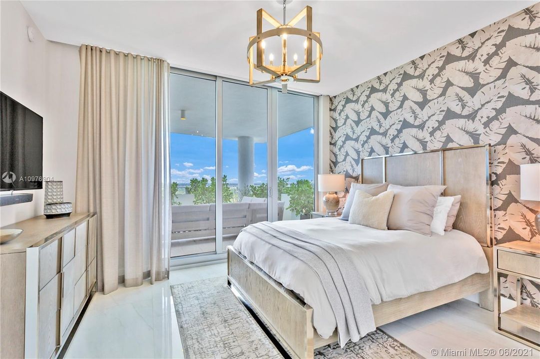 Недавно продано: $1,749,000 (3 спален, 3 ванн, 2407 Квадратных фут)