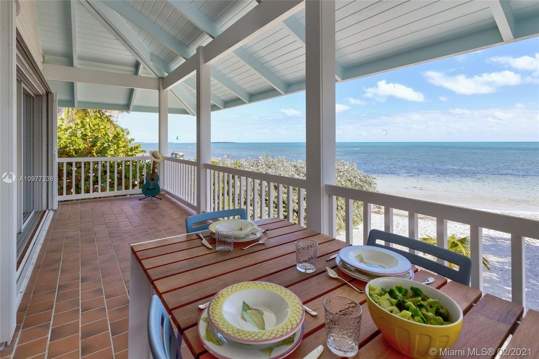 This Home offers al fresco dining at it's best!