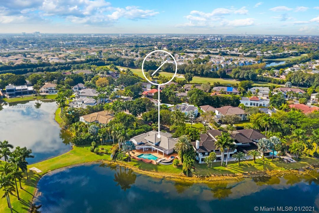 Recently Sold: $2,250,000 (4 beds, 3 baths, 3645 Square Feet)