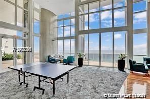 Recently Sold: $3,399,000 (4 beds, 4 baths, 4602 Square Feet)