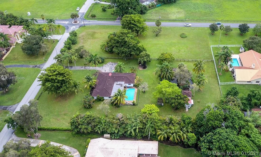 Недавно продано: $320,000 (1.02 acres)