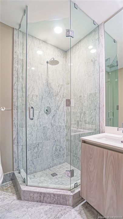 Недавно арендовано: $35,000 (4 спален, 5 ванн, 3057 Квадратных фут)