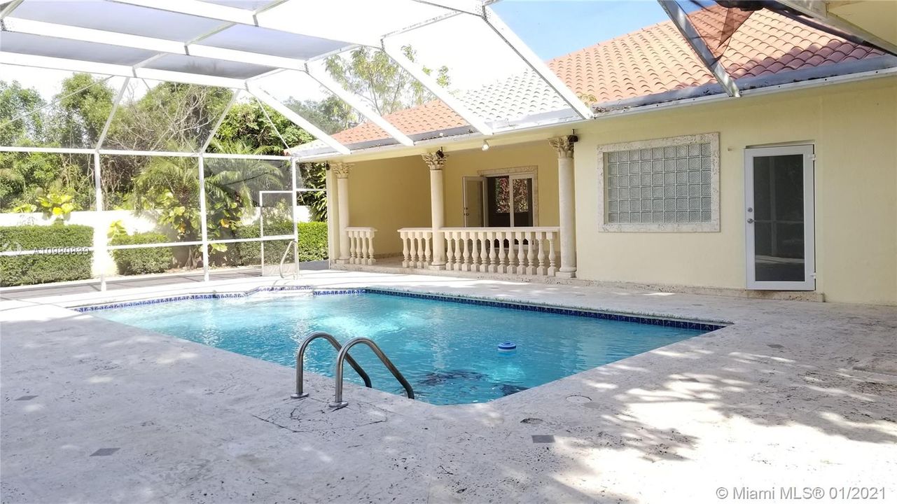 Recently Rented: $5,000 (4 beds, 4 baths, 4000 Square Feet)