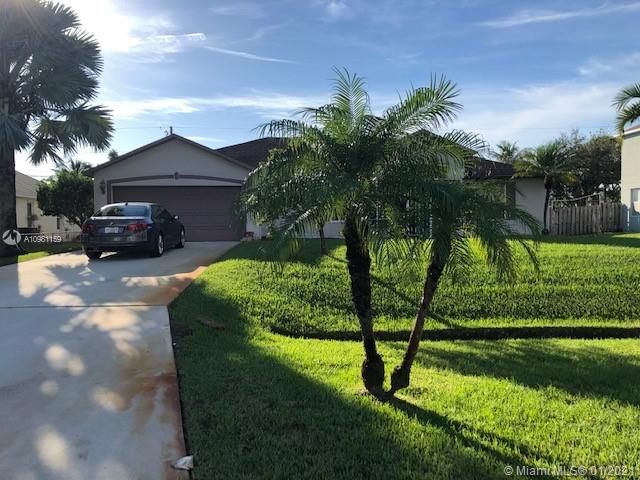 Recently Sold: $279,900 (3 beds, 2 baths, 2120 Square Feet)