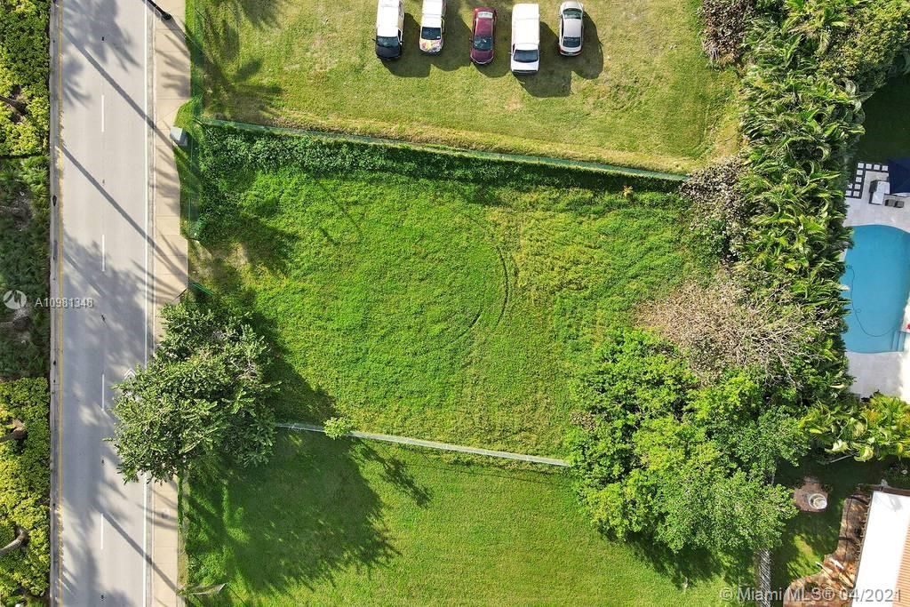 Недавно продано: $1,390,000 (0.25 acres)