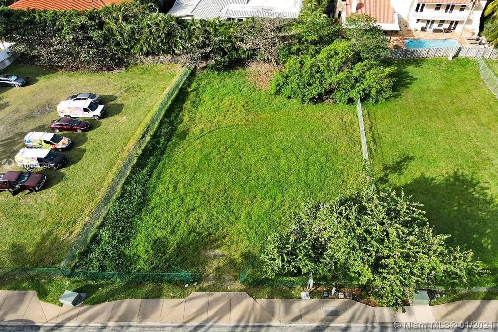 Недавно продано: $1,390,000 (0.25 acres)