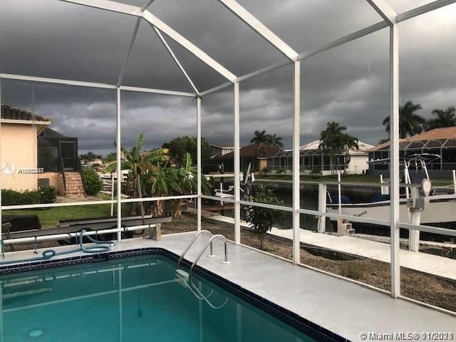 Recently Sold: $1,145,000 (3 beds, 2 baths, 2484 Square Feet)