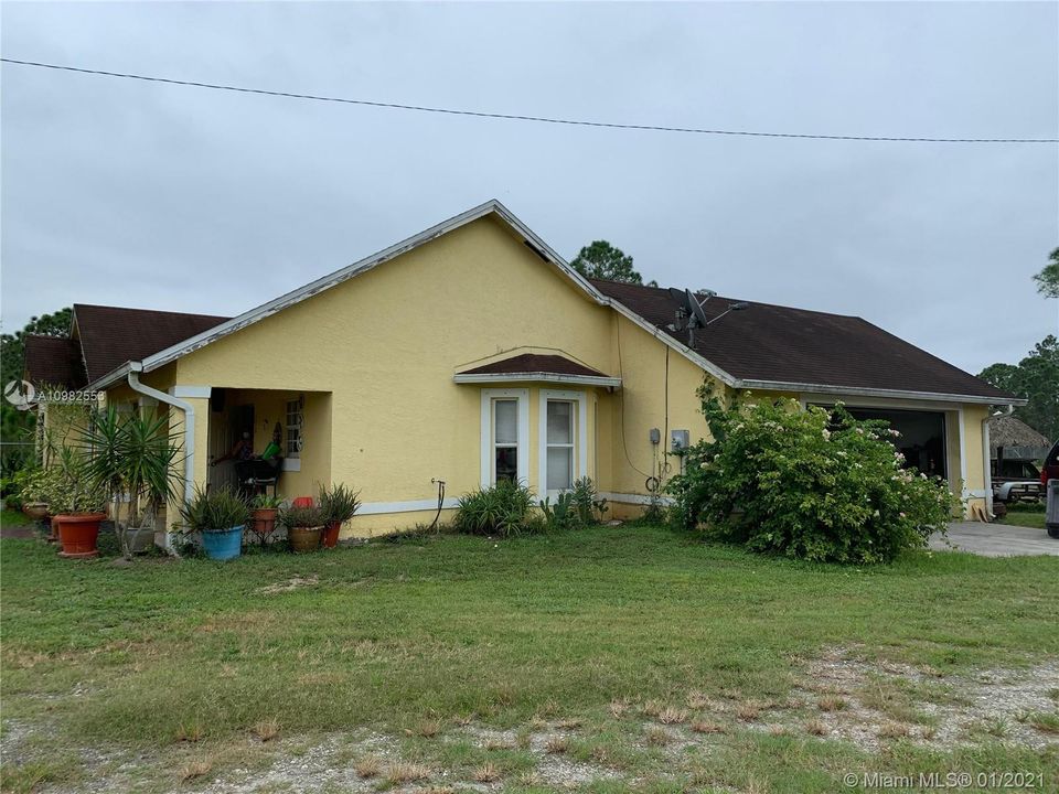 Recently Sold: $220,000 (3 beds, 2 baths, 0 Square Feet)