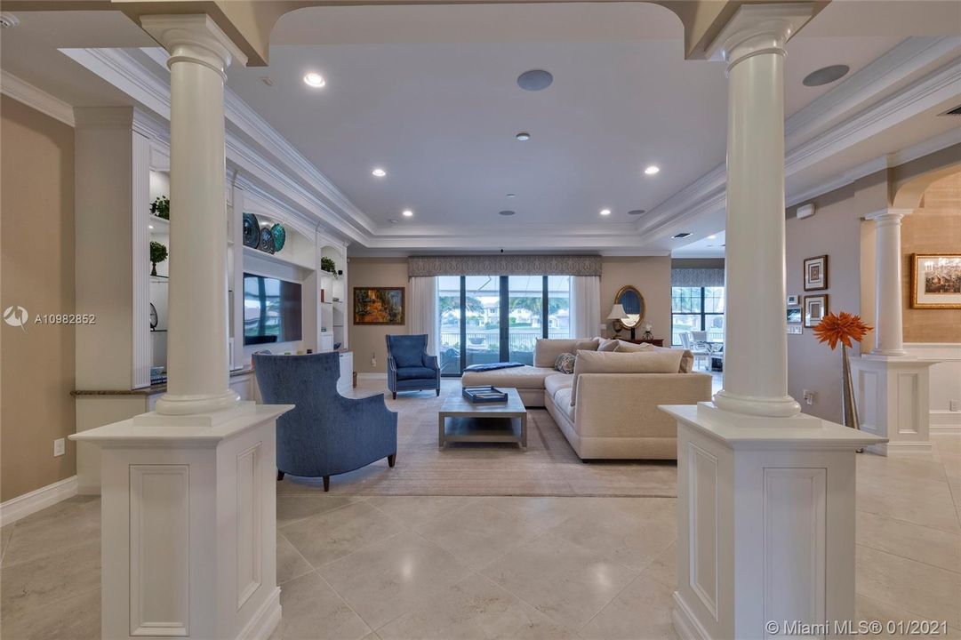 Recently Sold: $1,100,000 (4 beds, 4 baths, 3494 Square Feet)