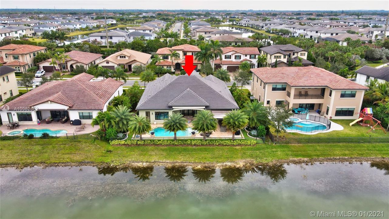 Recently Sold: $1,100,000 (4 beds, 4 baths, 3494 Square Feet)