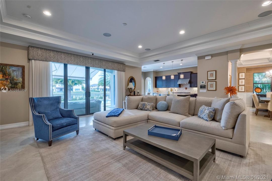 Recently Sold: $1,100,000 (4 beds, 4 baths, 3494 Square Feet)