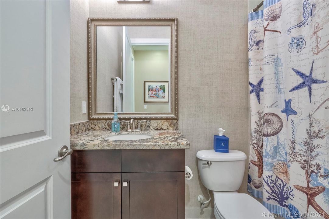 Recently Sold: $1,100,000 (4 beds, 4 baths, 3494 Square Feet)