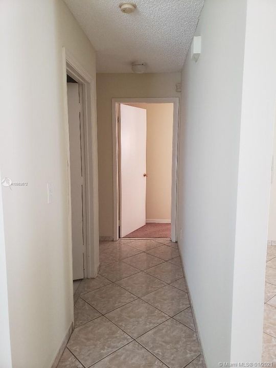 Recientemente alquilado: $2,400 (4 camas, 2 baños, 2034 Pies cuadrados)