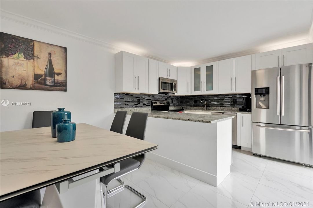 Recently Sold: $260,000 (2 beds, 2 baths, 1236 Square Feet)