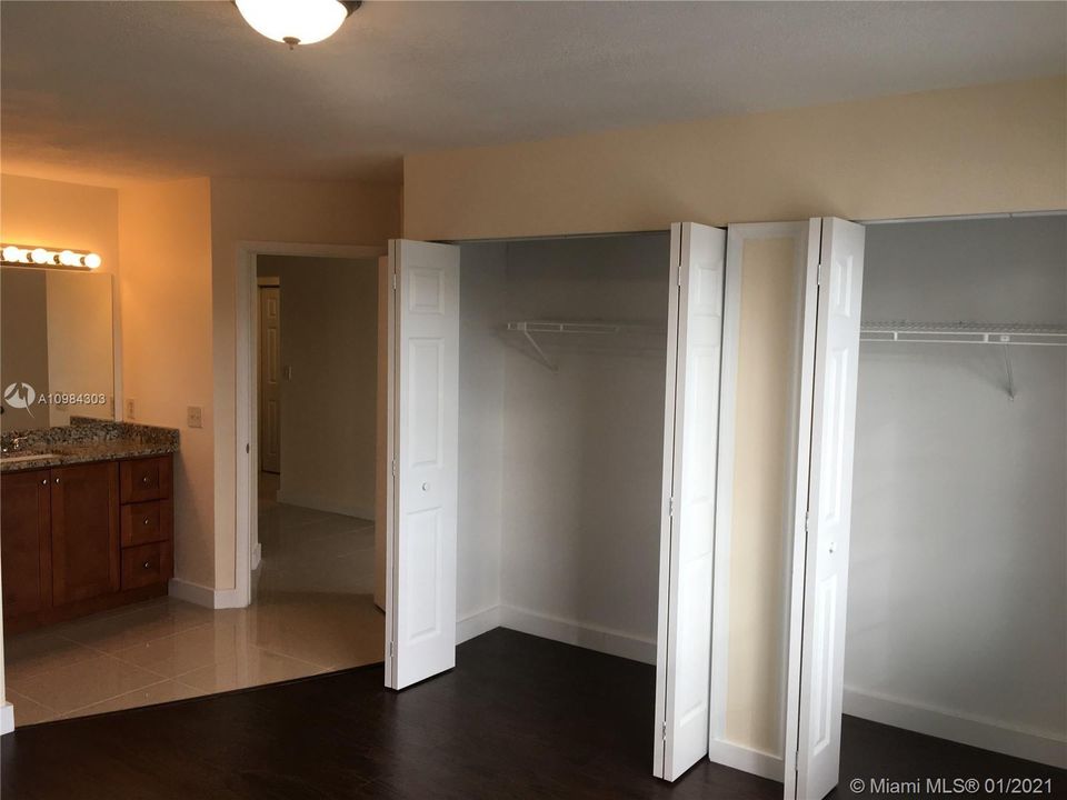 Недавно арендовано: $2,150 (3 спален, 2 ванн, 971 Квадратных фут)