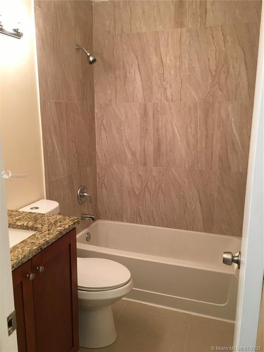 Недавно арендовано: $2,150 (3 спален, 2 ванн, 971 Квадратных фут)