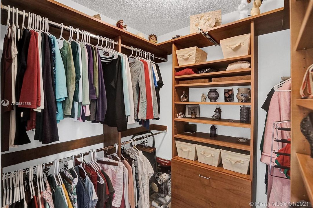 Custom Closet in Master Bedroom