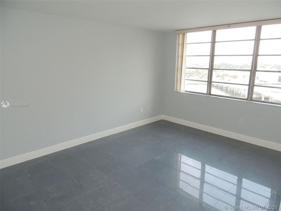 Recently Rented: $2,200 (2 beds, 2 baths, 1509 Square Feet)