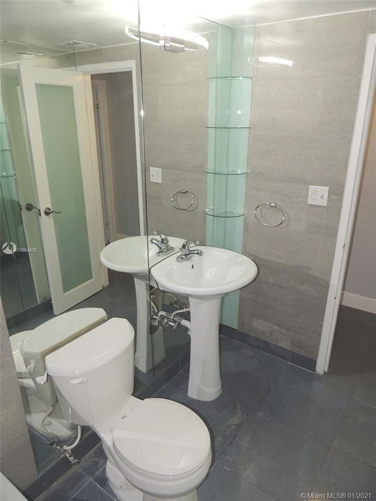 Recently Rented: $2,200 (2 beds, 2 baths, 1509 Square Feet)