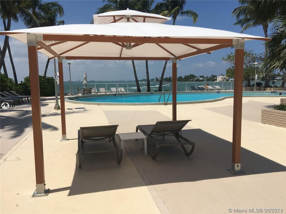 Recently Rented: $2,200 (2 beds, 2 baths, 1509 Square Feet)