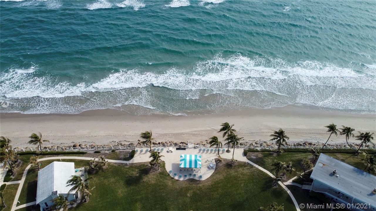 最近售出: $210,000 (1 贝兹, 1 浴室, 575 平方英尺)