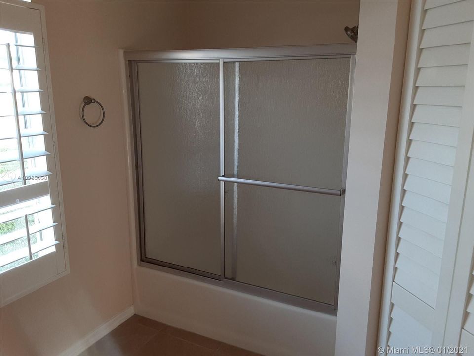 Recently Sold: $250,000 (3 beds, 2 baths, 1500 Square Feet)