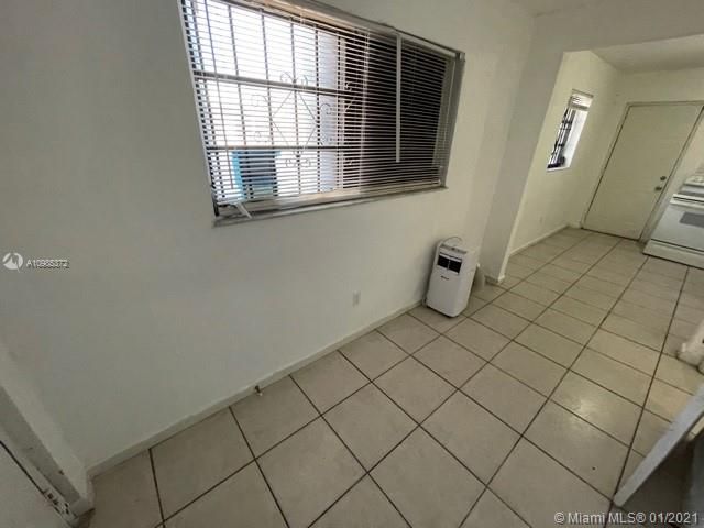 Recently Rented: $800 (1 beds, 1 baths, 1600 Square Feet)