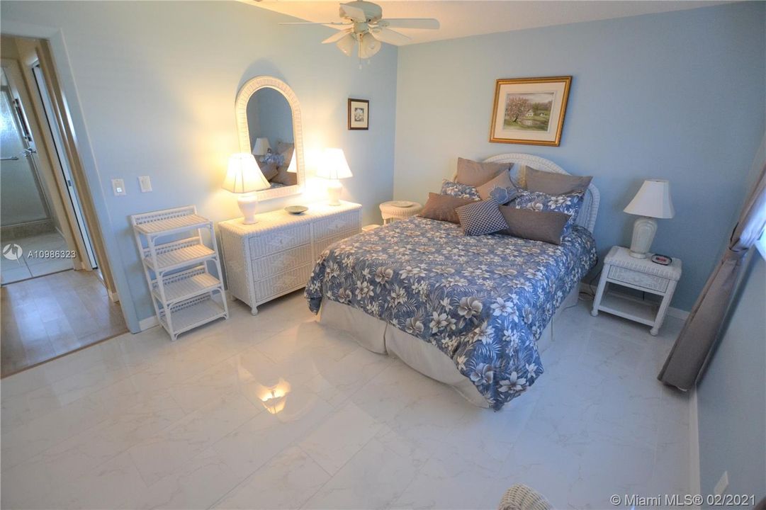 Recently Sold: $87,500 (2 beds, 1 baths, 815 Square Feet)