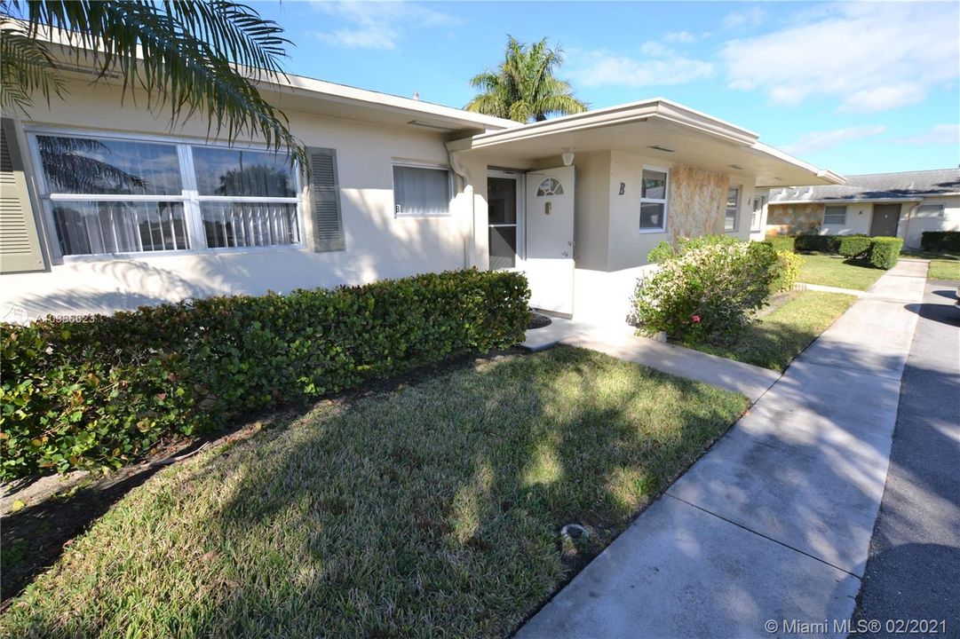 Recently Sold: $87,500 (2 beds, 1 baths, 815 Square Feet)