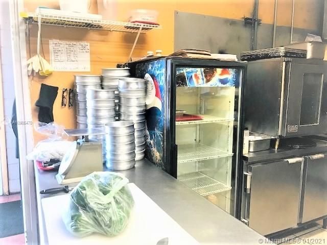 Vendido Recientemente: $100,000 (0 camas, 0 baños, 0 Pies cuadrados)