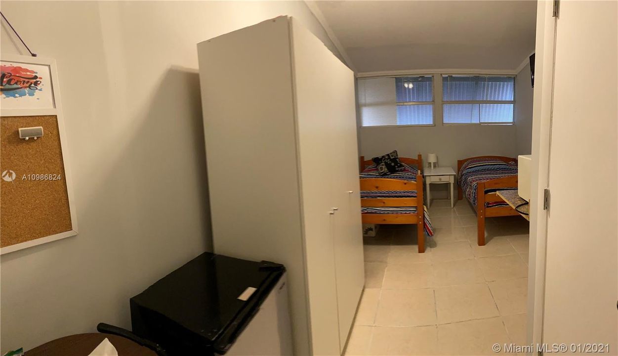 Vendido Recientemente: $32,000 (3 camas, 3 baños, 0 Pies cuadrados)