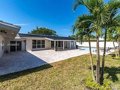 Recently Sold: $1,199,000 (4 beds, 3 baths, 2483 Square Feet)