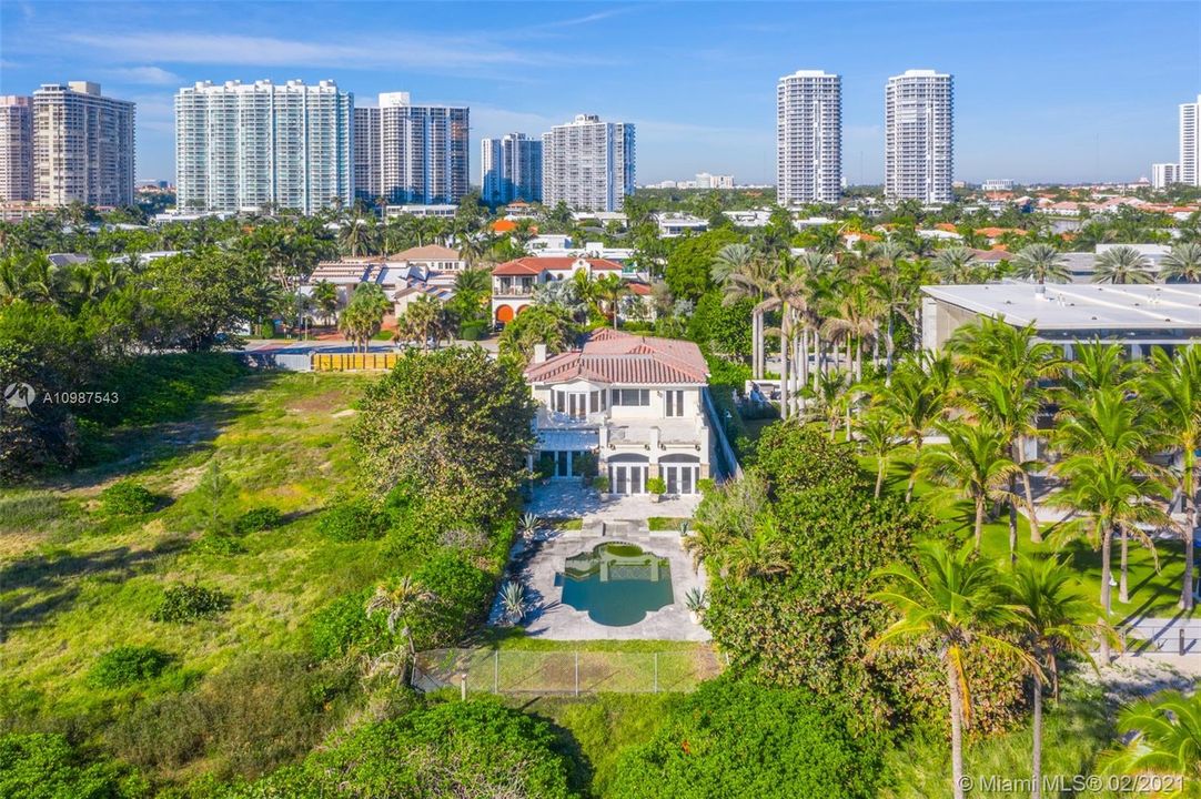 Recently Sold: $8,200,000 (14,000 sqft)